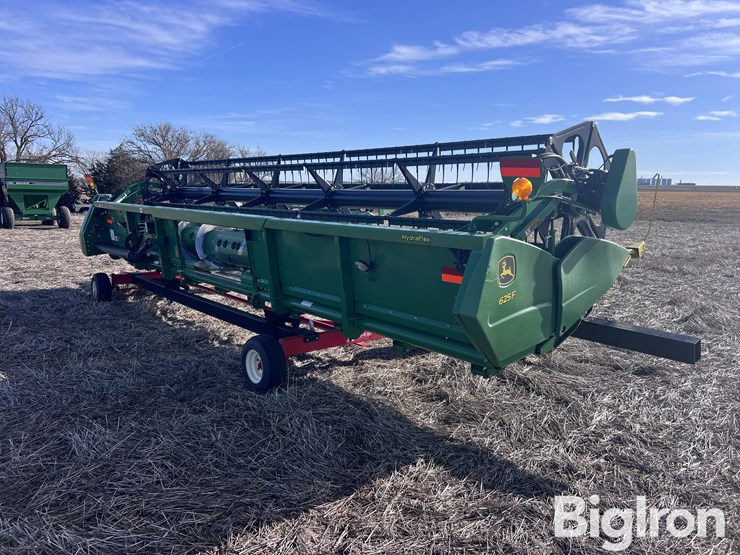 2014-john-deere-625f-image-5