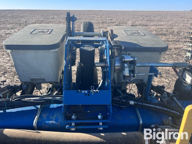 kinze-3200-image-15