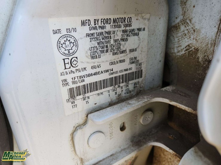 2011-ford-f350-image-11