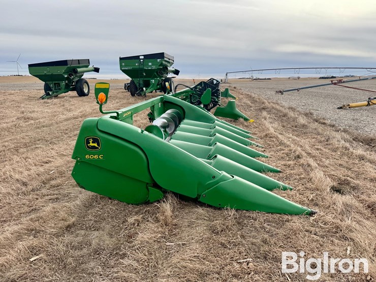 2011-john-deere-606c-image-4