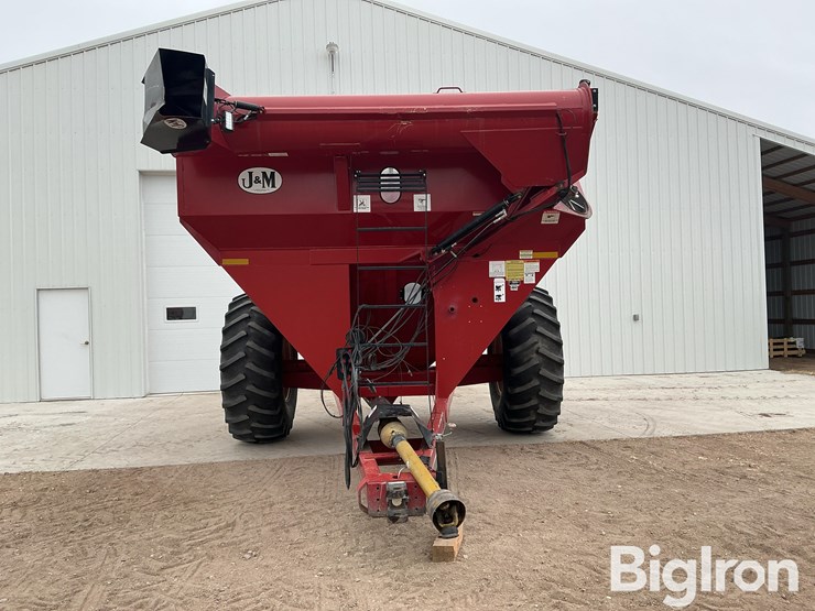 2011-j&m-750-image-2