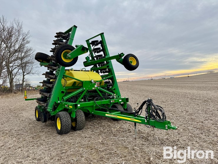 2013-john-deere-1990-image-3