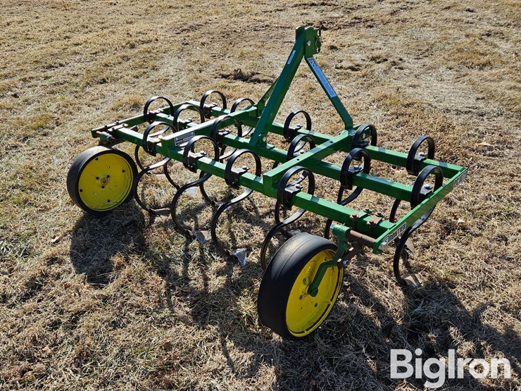 2016-frontier-pc1072-image-5