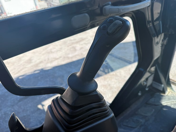 caterpillar-328d-image-89