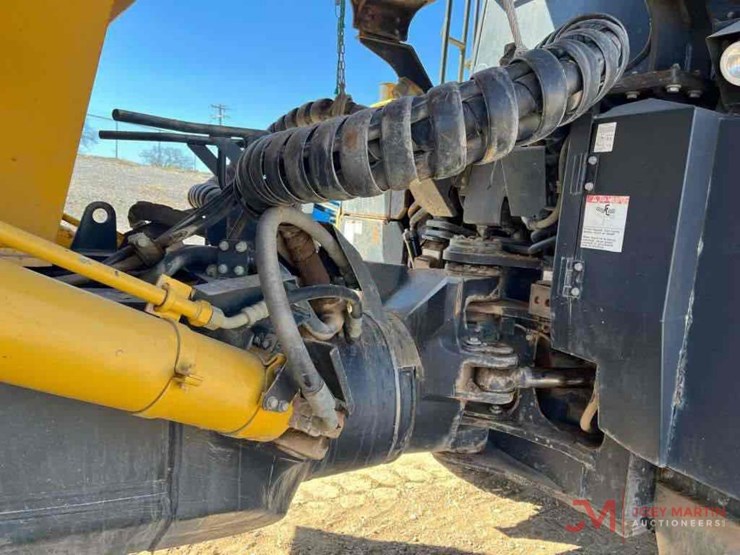 2019-komatsu-hm400-5-image-9