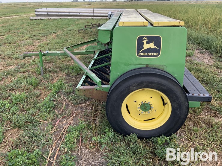 john-deere-8300-image-8