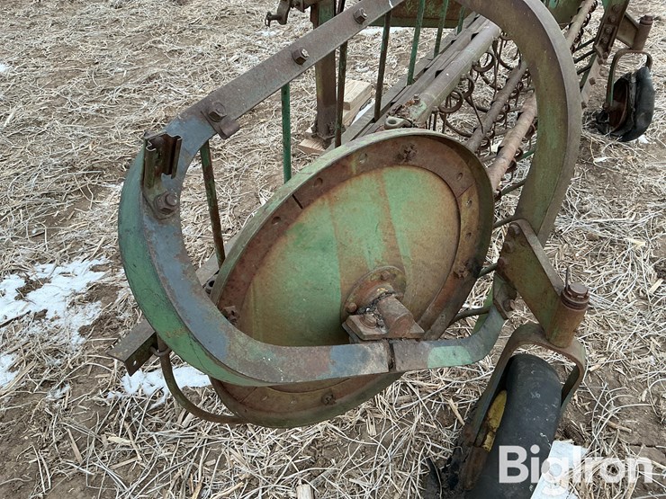 john-deere-350-image-17