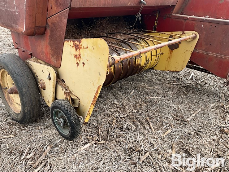 new-holland-271-image-19