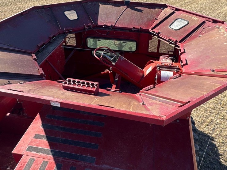 2009-case-ih-2577-image-114