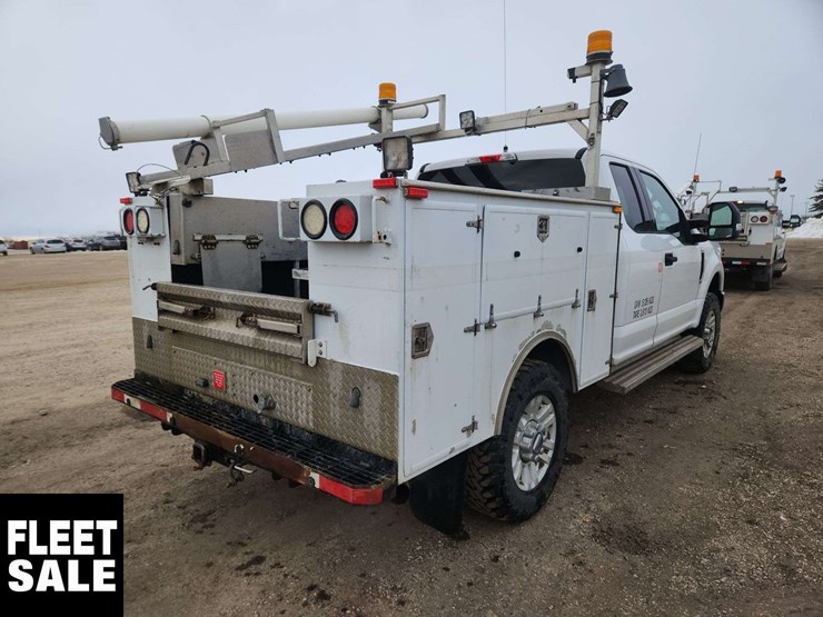 2018-ford-f350-image-4