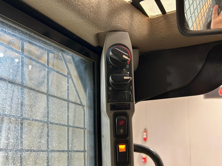 2018-case-tv380-image-21