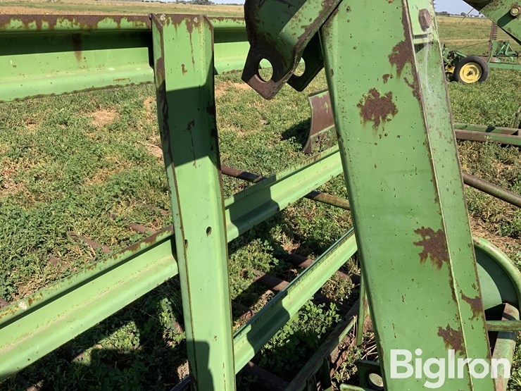 john-deere-158-image-15