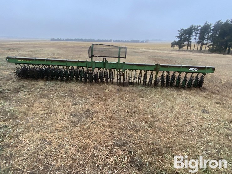 john-deere-400-image-2