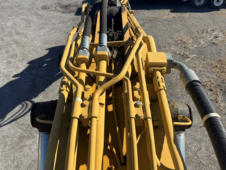 caterpillar-328d-image-48