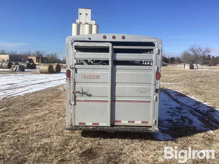 2010-titan-trailer-image-6