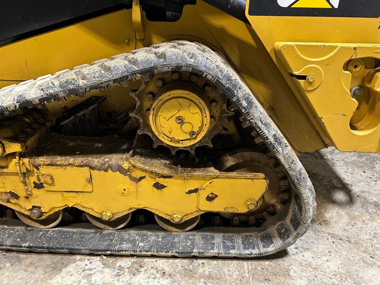 2019-caterpillar-259d-image-19