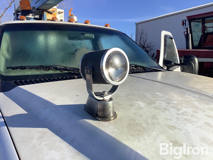 2002-ford-f550-xl-image-9