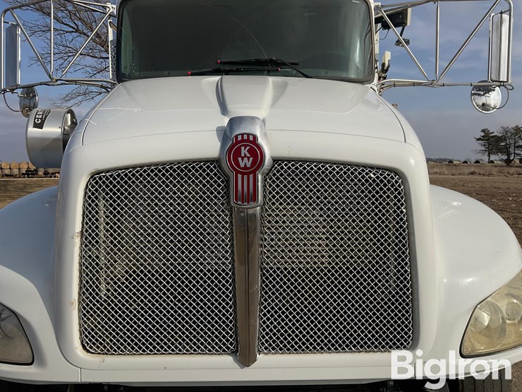 2022-kenworth-t370-image-17