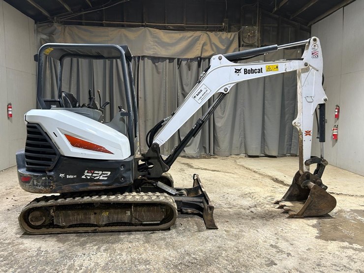 2018-bobcat-e32i-image-4