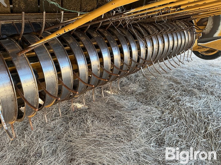 2007-vermeer-605m-image-15