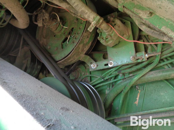 1983-john-deere-6620-image-19