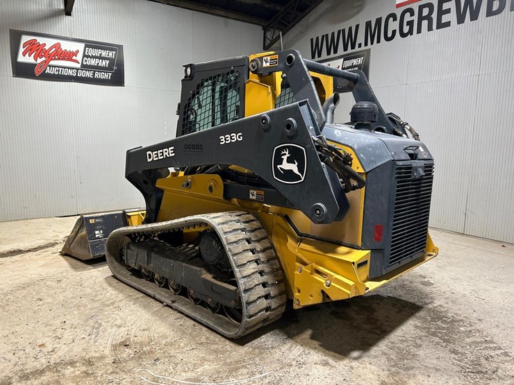 2023-deere-333g-image-2