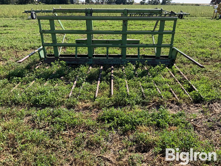 john-deere-158-image-2