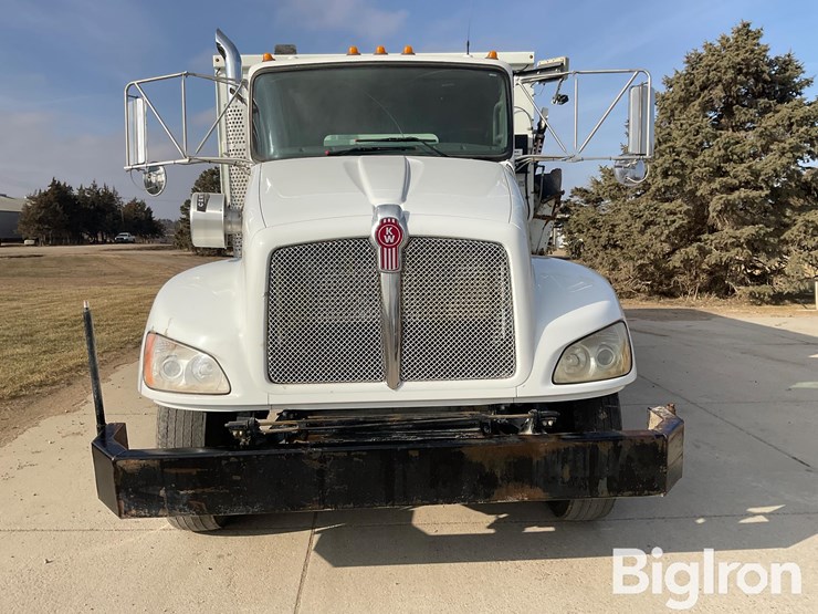 2022-kenworth-t370-image-2