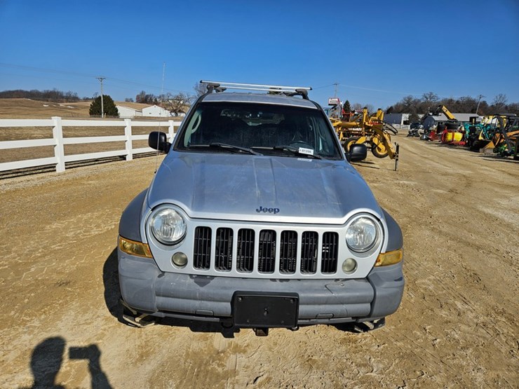 2006-jeep-liberty-image-8