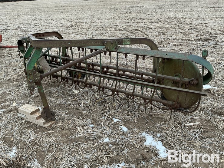 john-deere-350-image-1