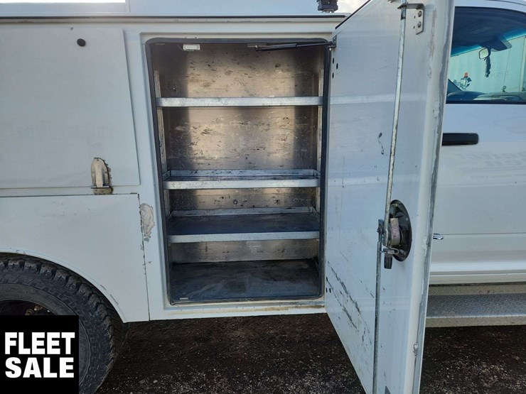 2013-ram-3500-slt-image-23