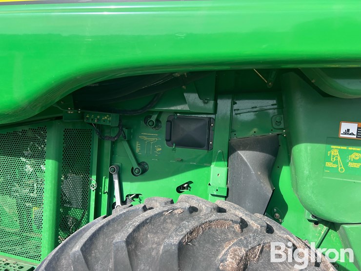 2005-john-deere-9660-sts-image-12