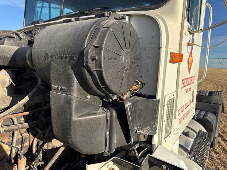 1998-international-9100-image-107
