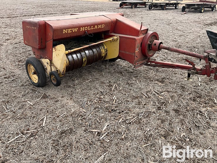 new-holland-271-image-3