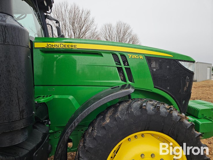 2015-john-deere-7210r-image-16
