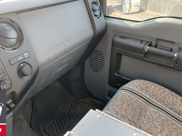 2012-ford-f350-image-16