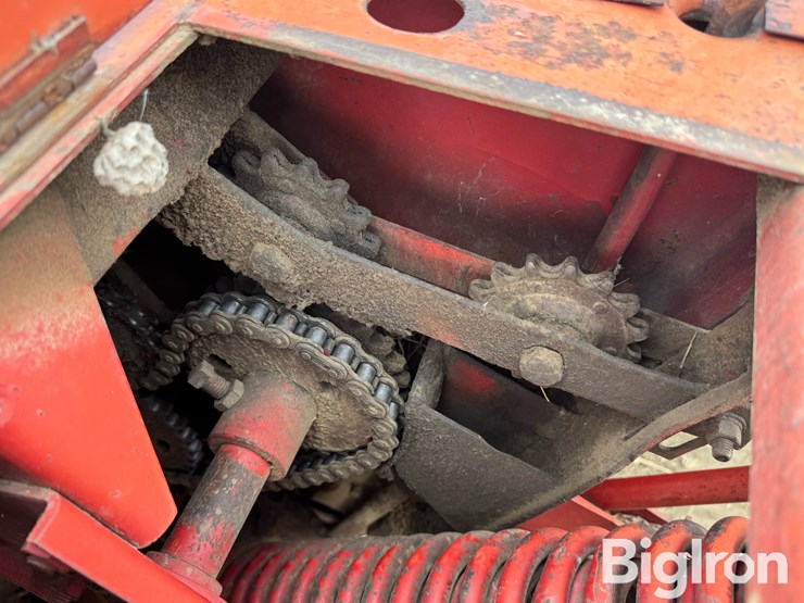 new-holland-495-image-14