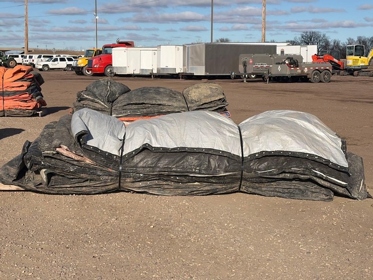 brock-white-insulated-concrete-blankets-image-1