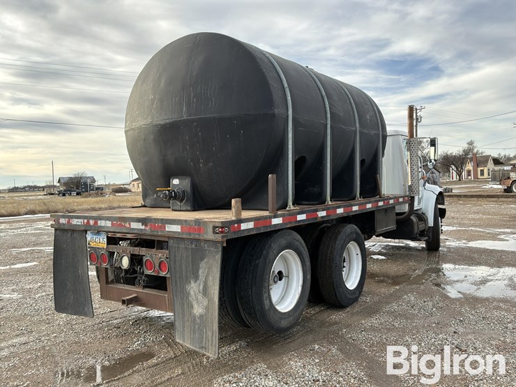 2000-international-4700-image-5