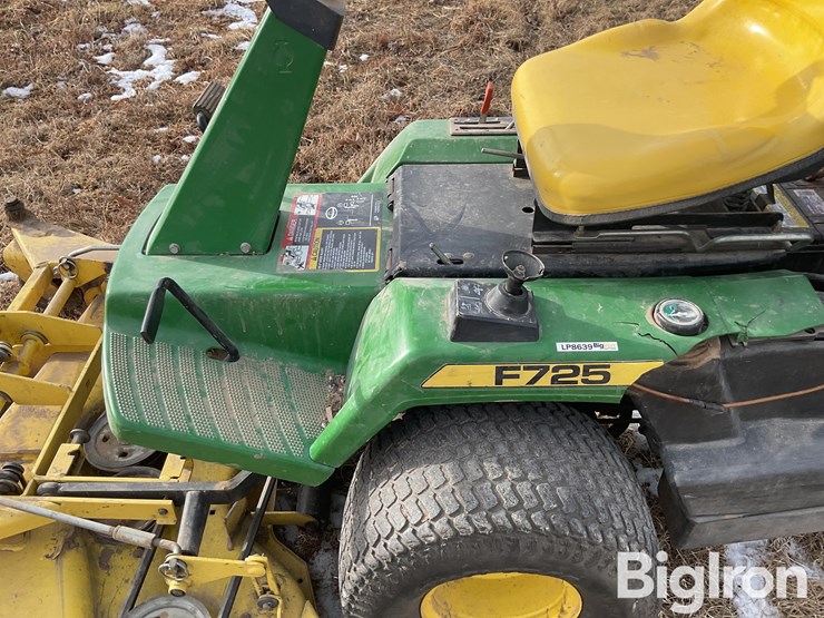 john-deere-f725-image-10