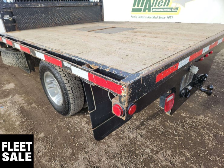 2015-gmc-sierra-3500hd-image-38