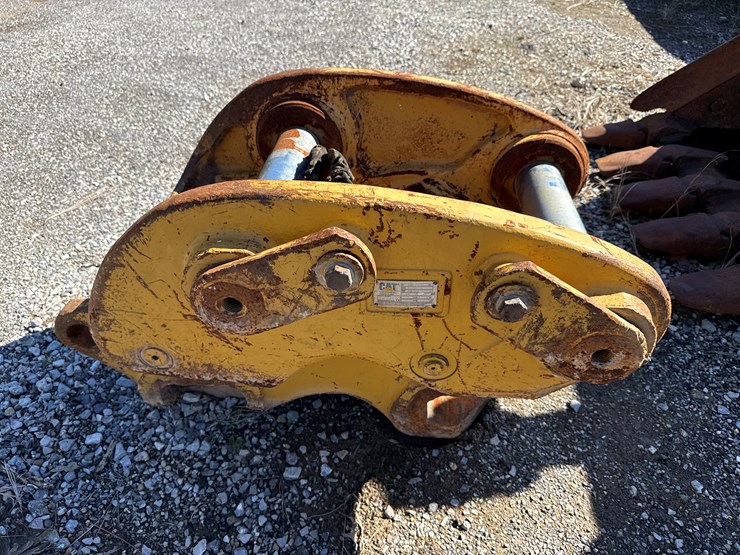 caterpillar-328d-image-108