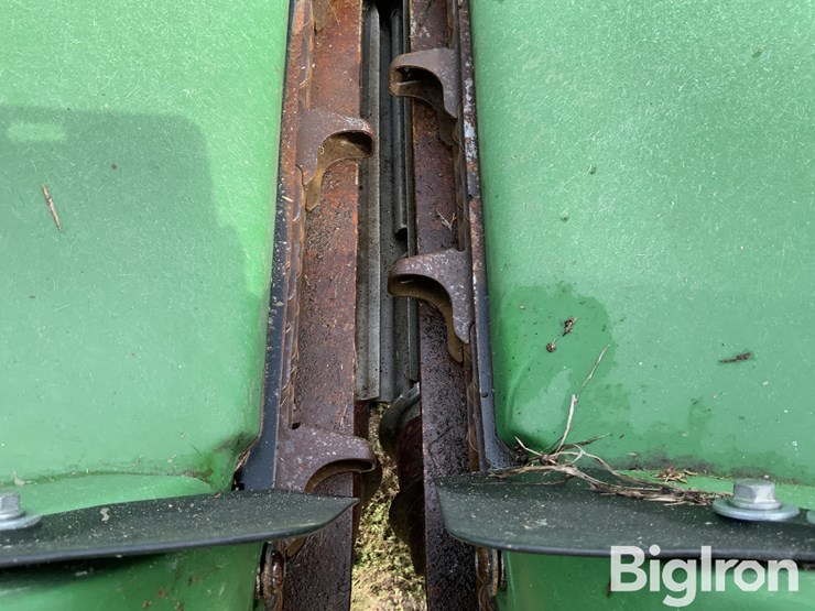 2020-john-deere-706c-image-13