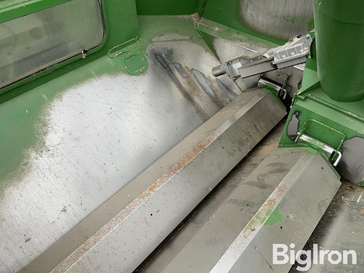 2009-john-deere-9570-sts-image-13