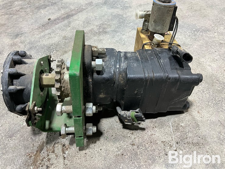 john-deere-1790-image-10