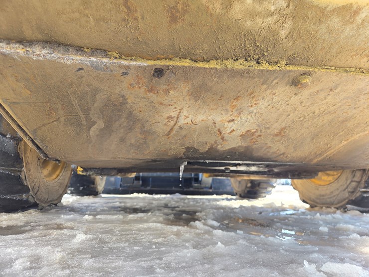 new-holland-l190-image-39