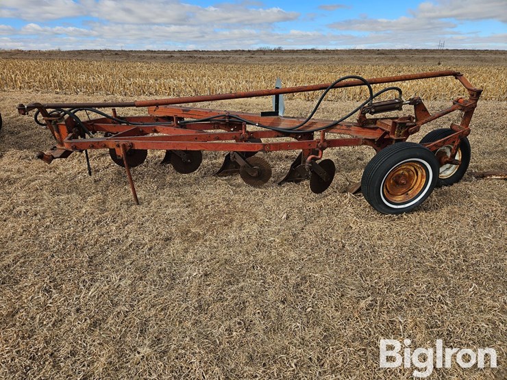 international-540-image-8