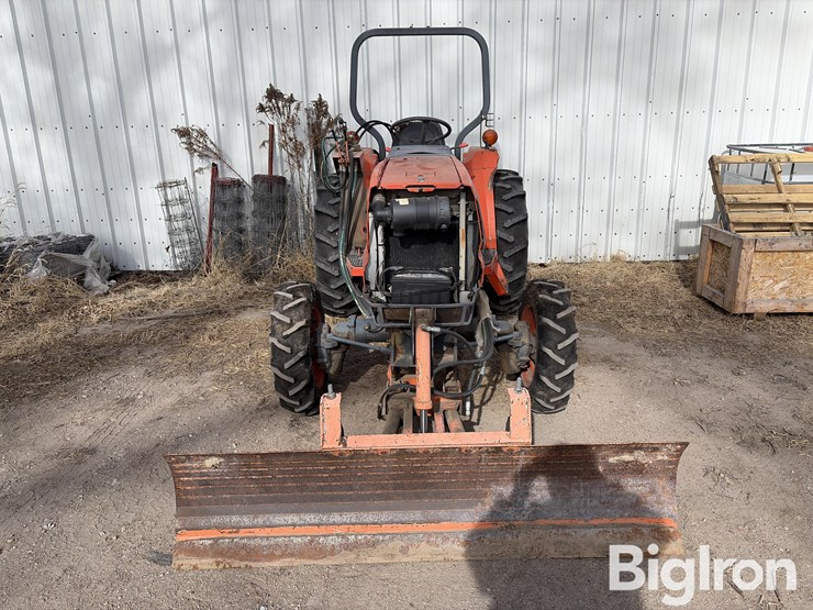 1996-kubota-l2900-image-2