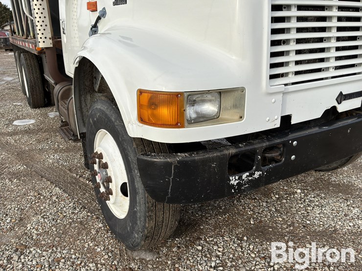 2000-international-4700-image-13