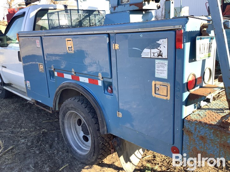 2002-ford-f550-xl-image-11